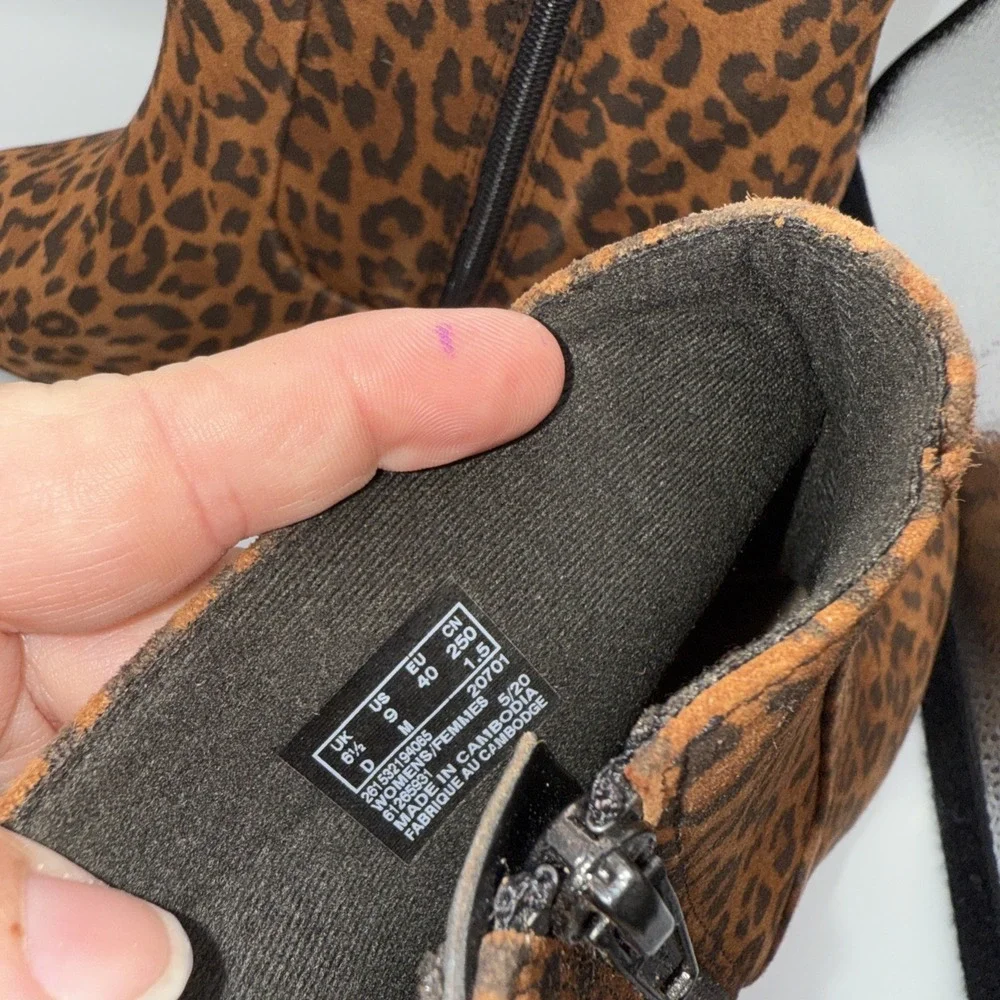 LADIES CLARKS POINTED HEELED ZIP LEOPARD PRINT SUEDE ANKLE BOOTS ILLEANA PETAL - Picture 8 of 11